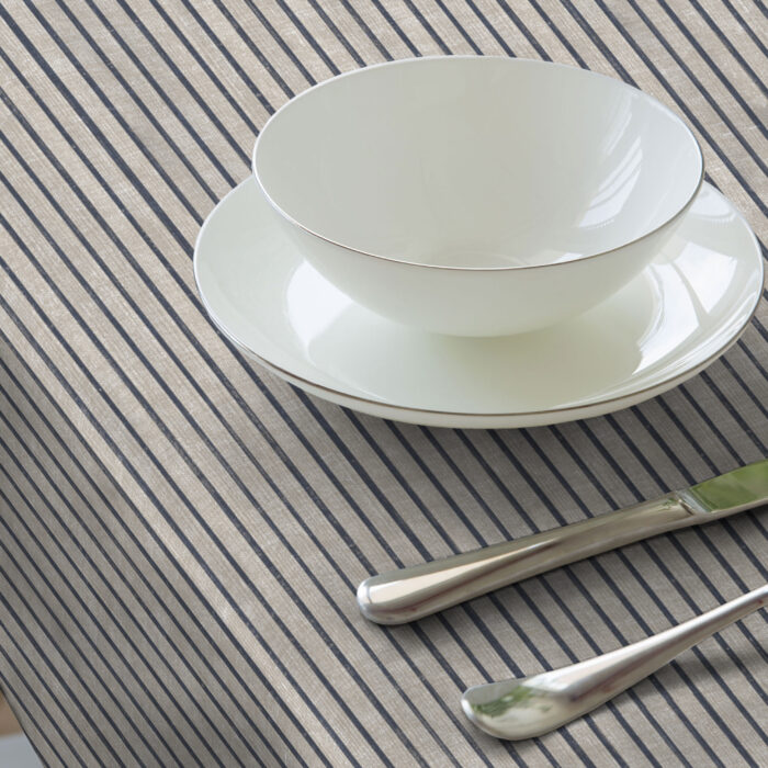 Mantel impermeable innovador antimanchas