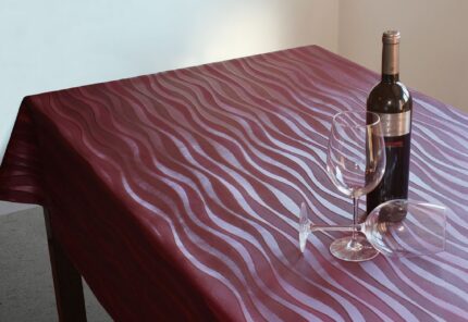 Mantel Hule de Alta Calidad Polyline Onix Granate