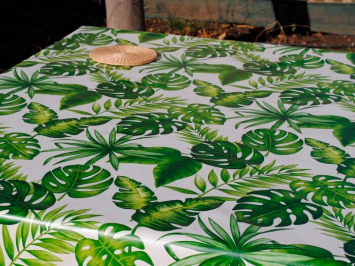 Mantel de Hule Grande Selva 180 cm