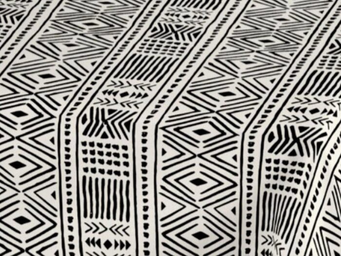 Mantel Resinado Antimanchas Okavango Negro Mantel Resinado Antimanchas Okavango Negro