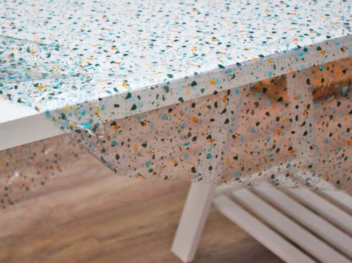 Mantel Huletec Transparente Terrazo