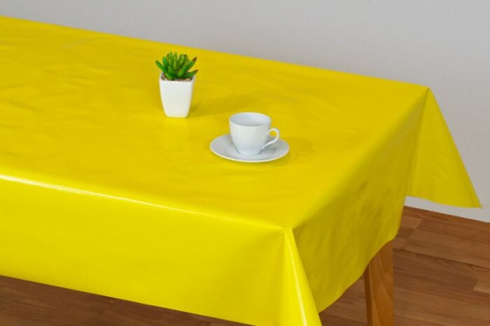 Mantel Hule Liso Amarillo Mantel Hule Liso Amarillo